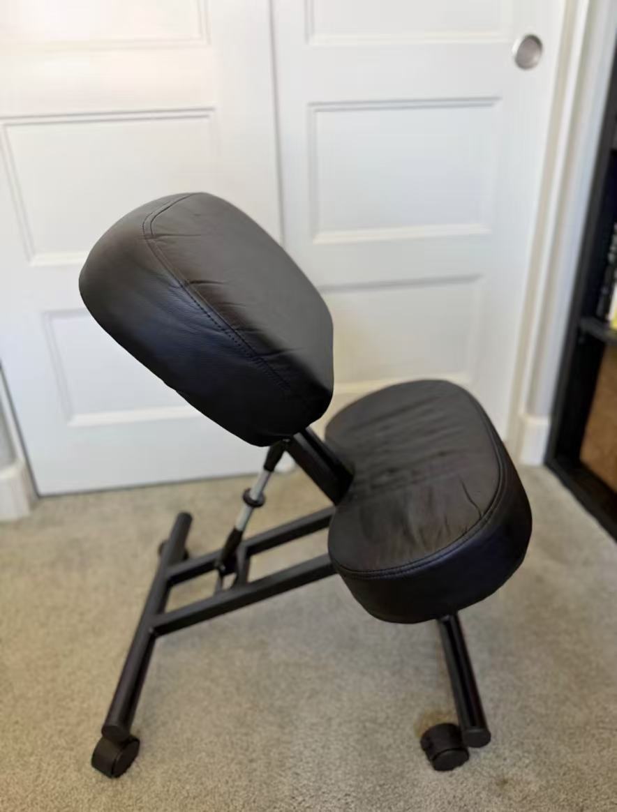 Kneeling Chair for better posture