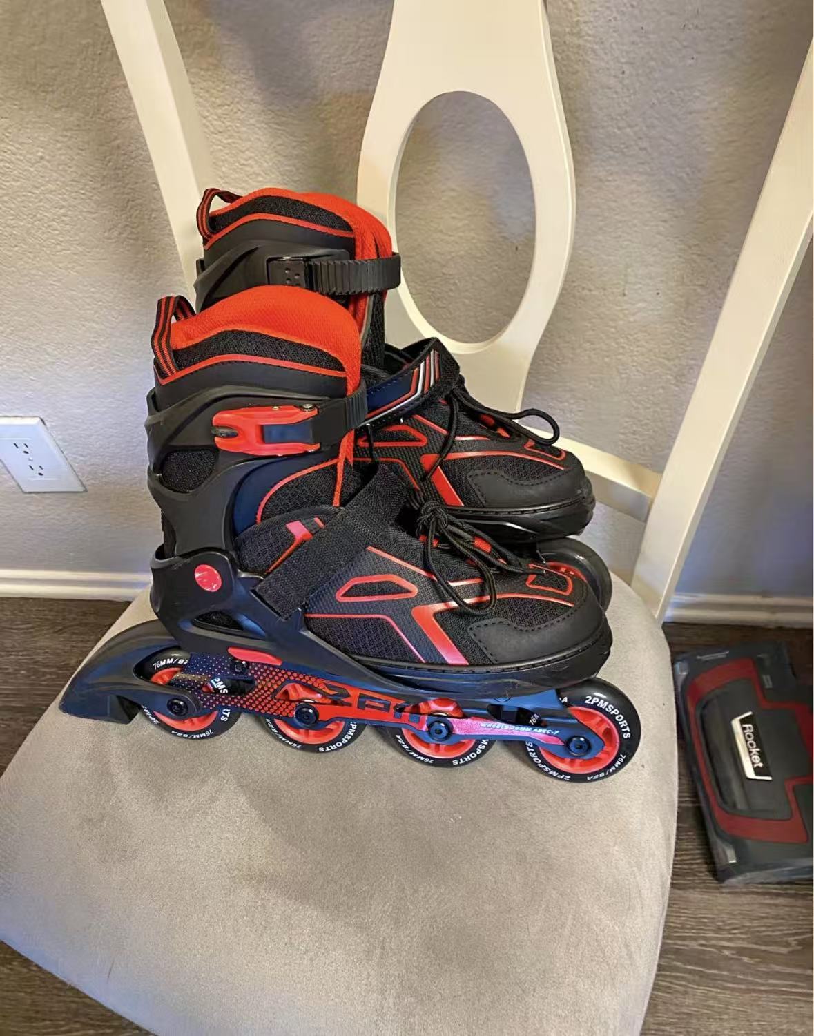 Rollerblades/ Rollerskates